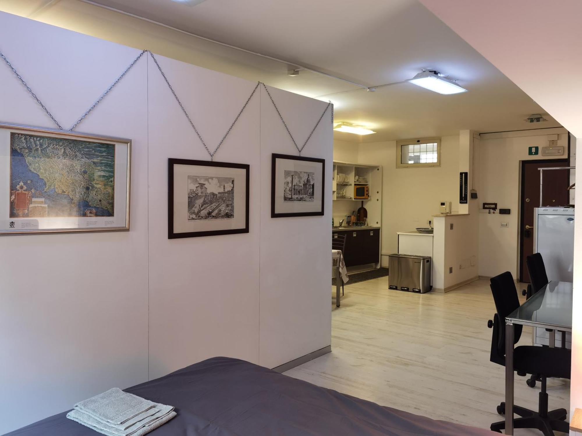 Appartamento Ballarin For Business Travels And Holidays Roma